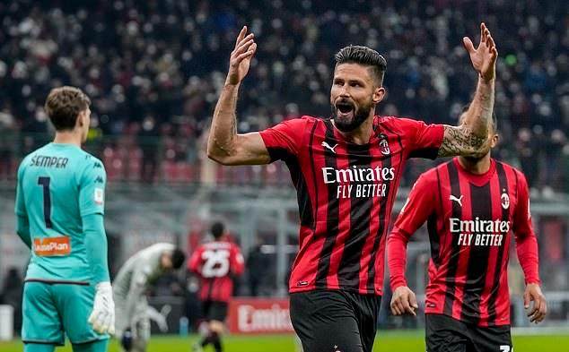 1642118672211066924.jpg 52904877-10400407-image-a-10_1642110654200.jpg